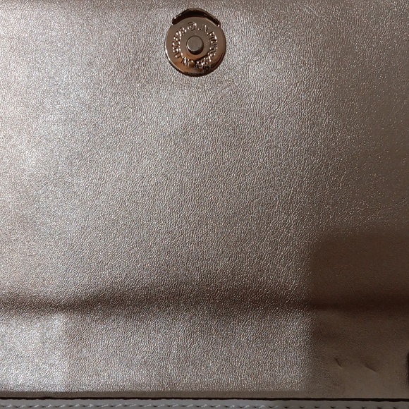 2 handbag - Picture 3 of 4